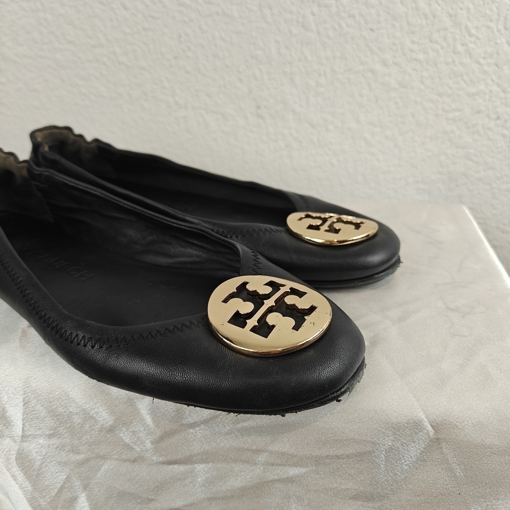 Tory Burch Claire Ballet Flats Black Gold Slip On Size 8 Women's - Picture 2 of 13